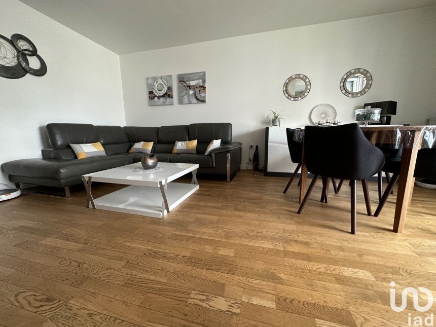 Apartment 4 rooms of 80 m² in Nanterre (92000)