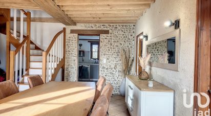 Traditional house 6 rooms of 120 m² in Ézy-sur-Eure (27530)