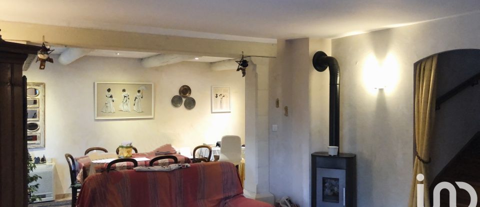 House 5 rooms of 107 m² in MOULES (13280)