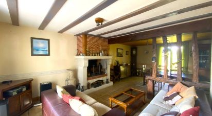 House 6 rooms of 155 m² in Catenay (76116)