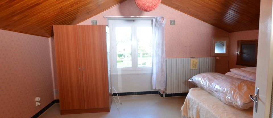 House 5 rooms of 109 m² in La Tourette (42380)