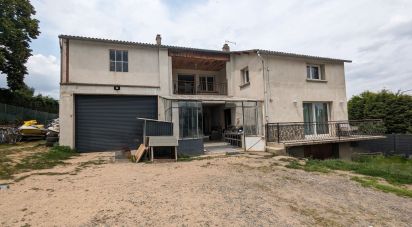 House 7 rooms of 190 m² in Soleymieux (42560)