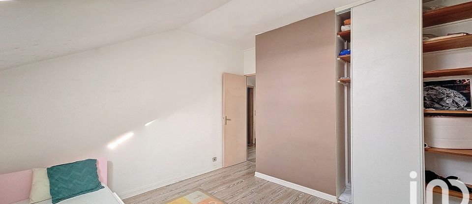 Duplex 4 pièces de 102 m² à Mantes-la-Jolie (78200)