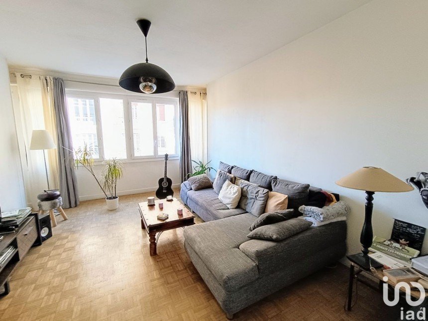 Apartment 4 rooms of 83 m² in Grenoble (38000)