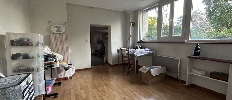 House 6 rooms of 259 m² in Ballancourt-sur-Essonne (91610)