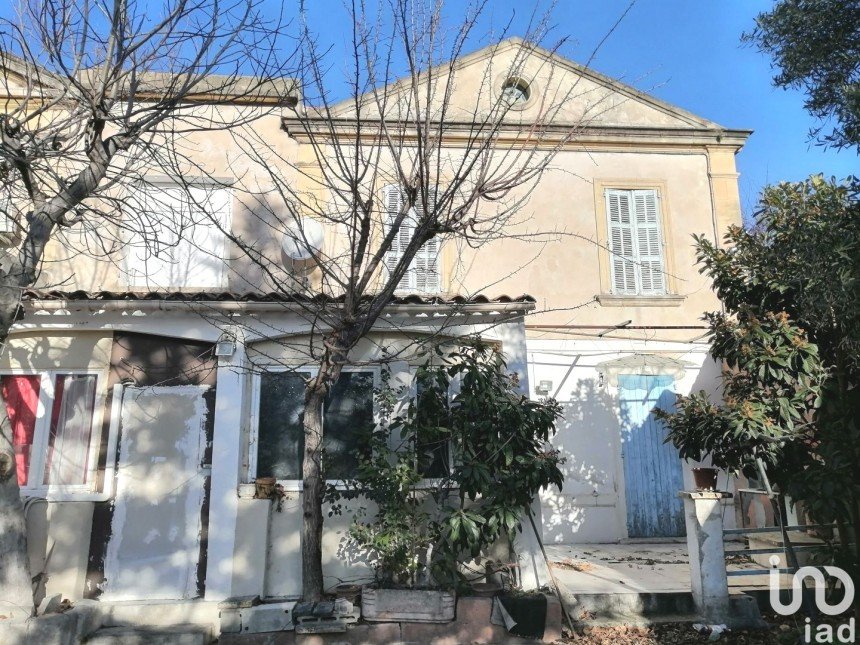 House 8 rooms of 147 m² in Avignon (84000)