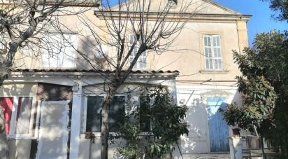 Maison 8 pièces de 147 m² à Avignon (84000)