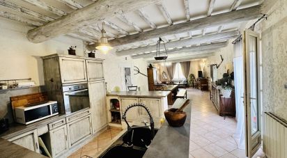 House 5 rooms of 175 m² in Bédarrides (84370)