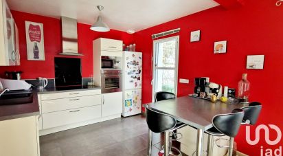 House 4 rooms of 91 m² in Veauche (42340)