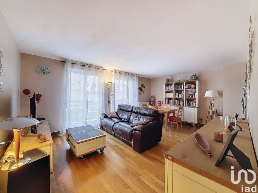 Appartement 4 pièces de 80 m² à Achères (78260)