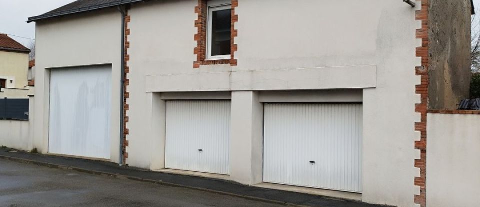 House 6 rooms of 157 m² in Le May-sur-Èvre (49122)