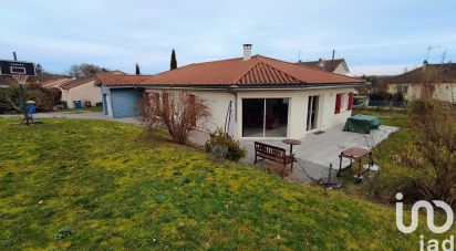 House 6 rooms of 134 m² in Chaptelat (87270)