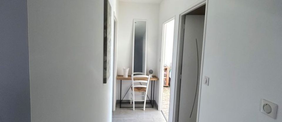 House 6 rooms of 130 m² in Saint-Vincent-sur-l'Isle (24420)