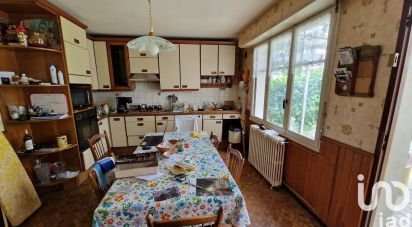 Traditional house 5 rooms of 91 m² in Gelos (64110)