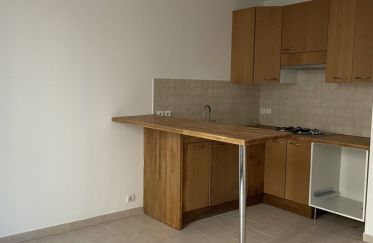 Appartement 2 pièces de 32 m² à Viry-Châtillon (91170)