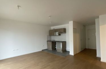 Appartement 2 pièces de 53 m² à Combs-la-Ville (77380)