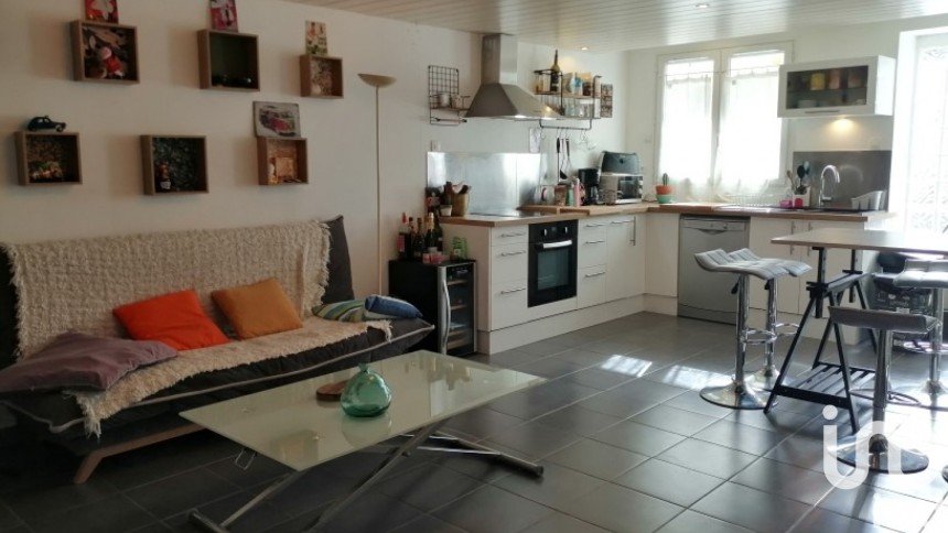 House 3 rooms of 68 m² in Dompierre-sur-Mer (17139)