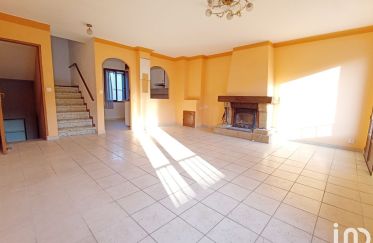 House 3 rooms of 75 m² in Salses-le-Château (66600)