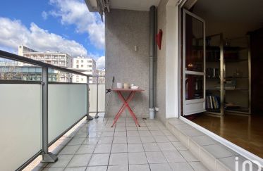 Apartment 3 rooms of 75 m² in Annecy (74000)