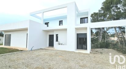 Maison d’architecte 5 pièces de 130 m² à Flayosc (83780)
