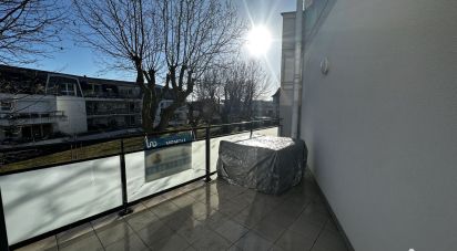Appartement 3 pièces de 65 m² à Cernay (68700)