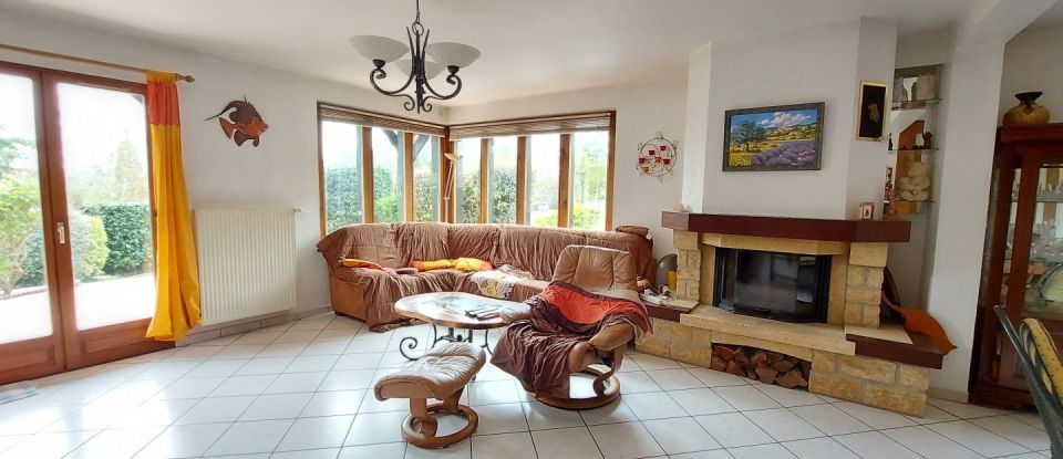 House 7 rooms of 150 m² in Clef Vallée d'Eure (27490)