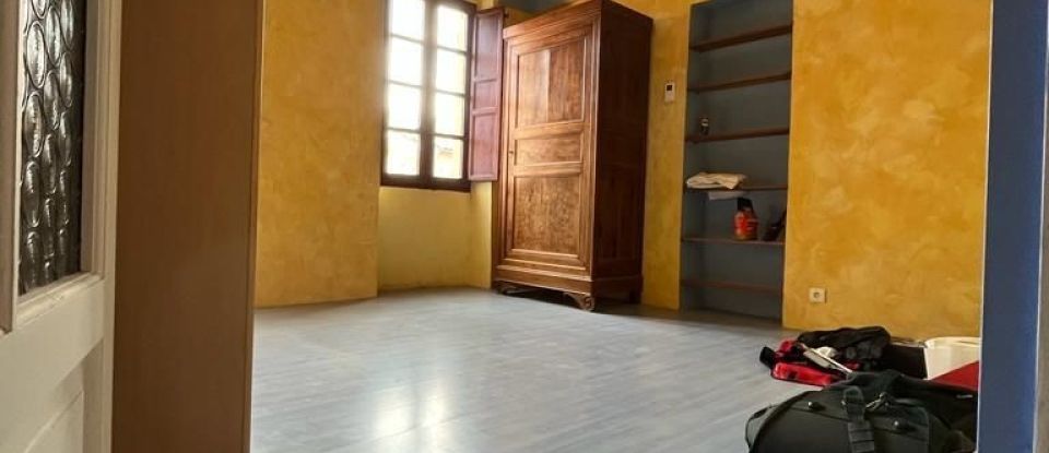 House 5 rooms of 122 m² in Carros (06510)