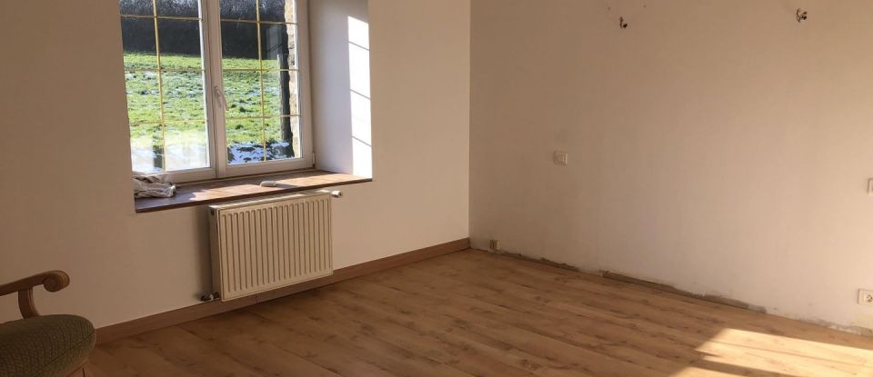House 5 rooms of 129 m² in Monthuchon (50200)