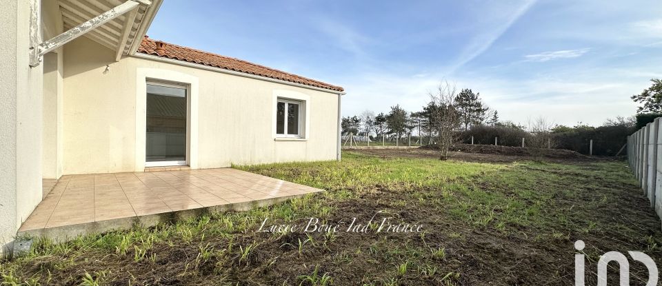 Maison traditionnelle 6 pièces de 104 m² à Saint-Brevin-les-Pins (44250)
