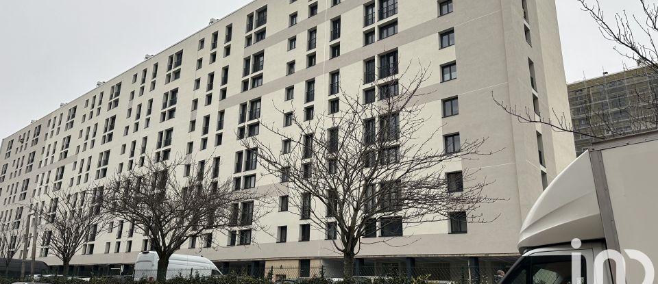 Appartement 2 pièces de 41 m² à Ivry-sur-Seine (94200)