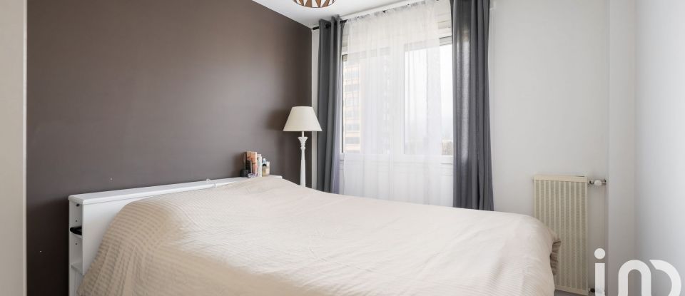 Apartment 4 rooms of 80 m² in Échirolles (38130)