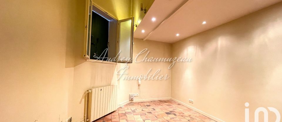 Apartment 3 rooms of 110 m² in Paris (75013)