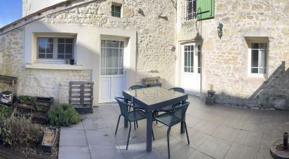 House 3 rooms of 93 m² in Aigrefeuille-d'Aunis (17290)