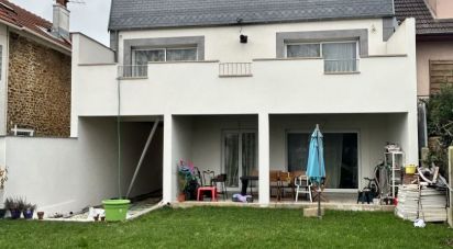 House 7 rooms of 220 m² in Montfermeil (93370)