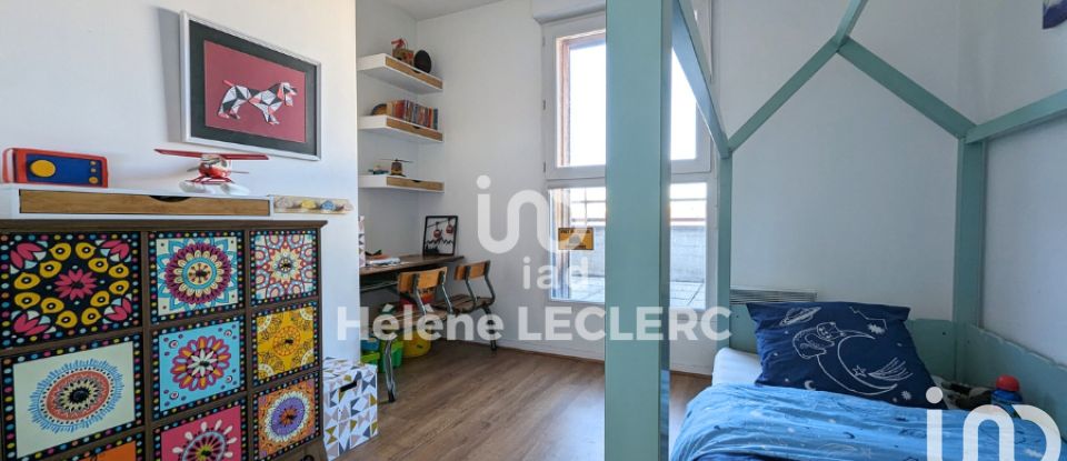 Appartement 4 pièces de 83 m² à Lille (59000)