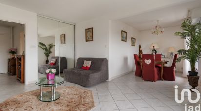 Apartment 3 rooms of 69 m² in Gleizé (69400)