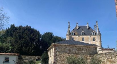 Castle 18 rooms of 850 m² in Chantonnay (85110)