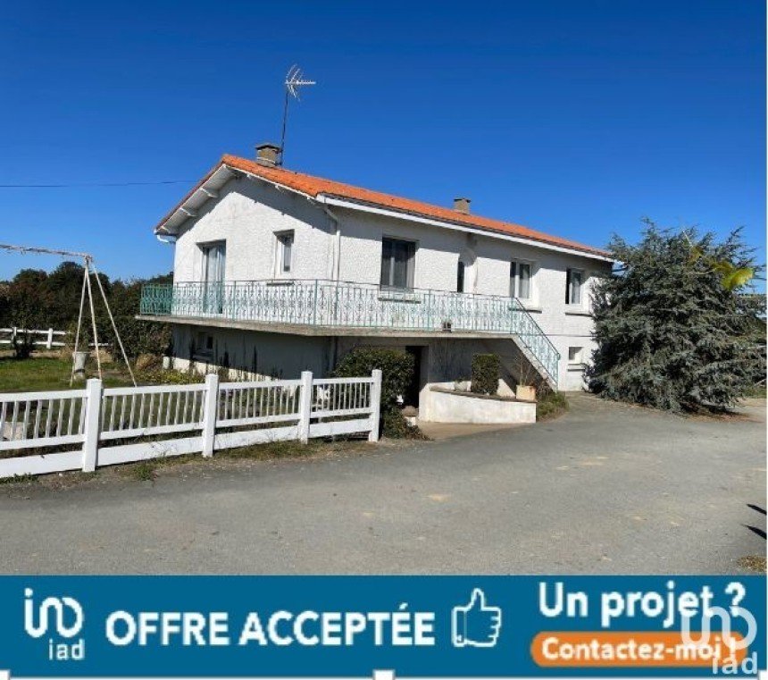 House 5 rooms of 90 m² in Sèvremont (85700)