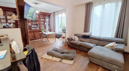 House 6 rooms of 120 m² in Ézanville (95460)