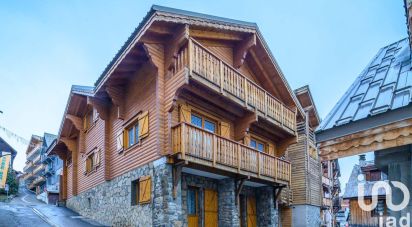 House 9 rooms of 225 m² in Huez (38750)