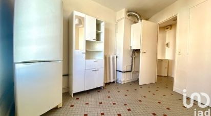 Apartment 2 rooms of 34 m² in Pau (64000)