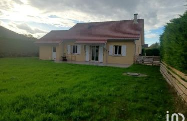 House 4 rooms of 95 m² in Aoste (38490)