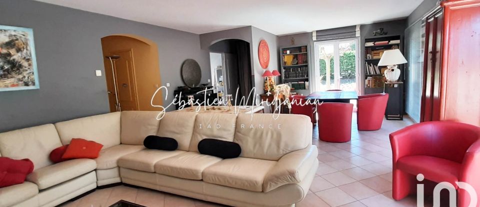 Country house 5 rooms of 180 m² in Tourtour (83690)