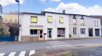 Maison 12 pièces de 450 m² à La Châtaigneraie (85120)