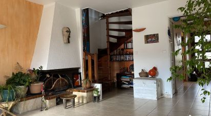 House 7 rooms of 138 m² in Éragny (95610)