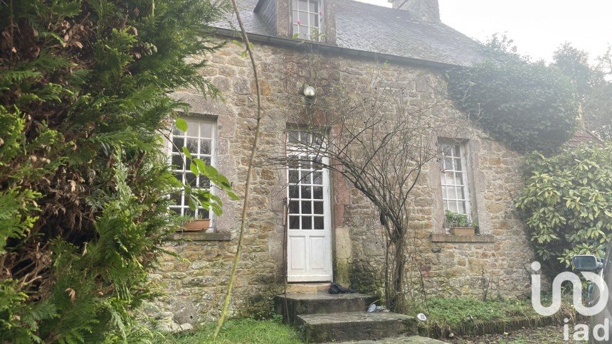 Country house 6 rooms of 128 m² in Saint-Germain-de-Tournebut (50700)