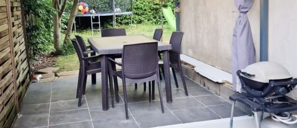 Apartment 4 rooms of 84 m² in Tremblay-en-France (93290)