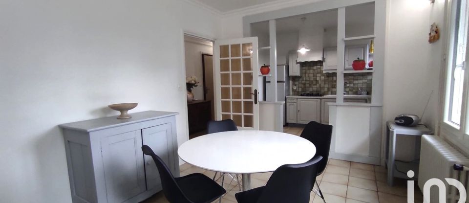 Apartment 4 rooms of 83 m² in Chartres (28000)