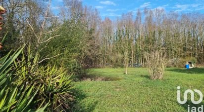 Country house 8 rooms of 220 m² in Apremont (85220)