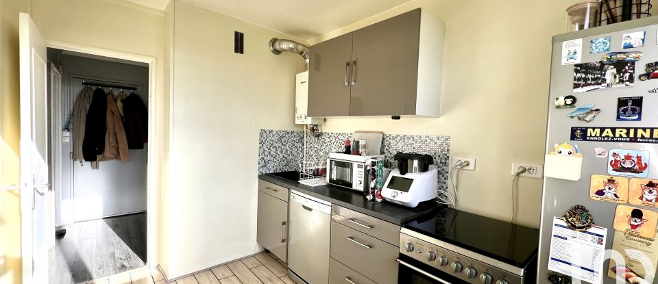 Apartment 4 rooms of 70 m² in Taverny (95150)